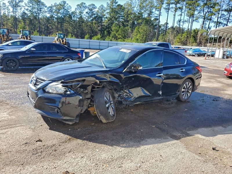 NISSAN ALTIMA 2.5 2017 with VIN 1N4AL3AP2HC228994 - Photo from auction