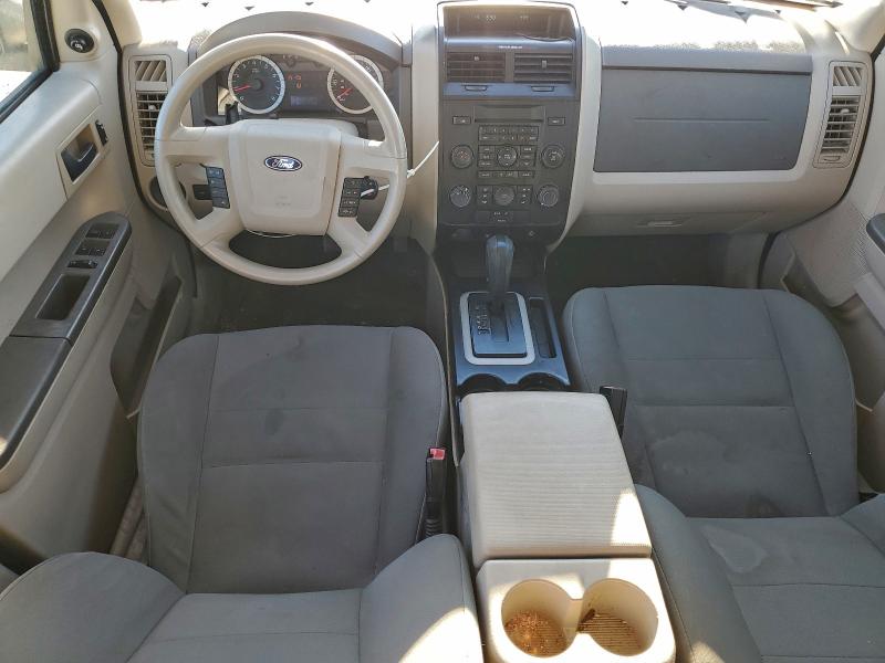 Photo 8 from auction – 2011 FORD ESCAPE XLS with VIN 1FMCU0C78BKC18541
