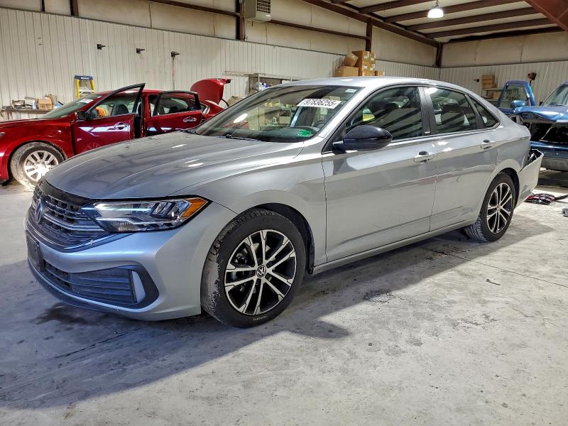VOLKSWAGEN JETTA SPOR 2023 with VIN 3VWBM7BU1PM042719 - Photo from auction