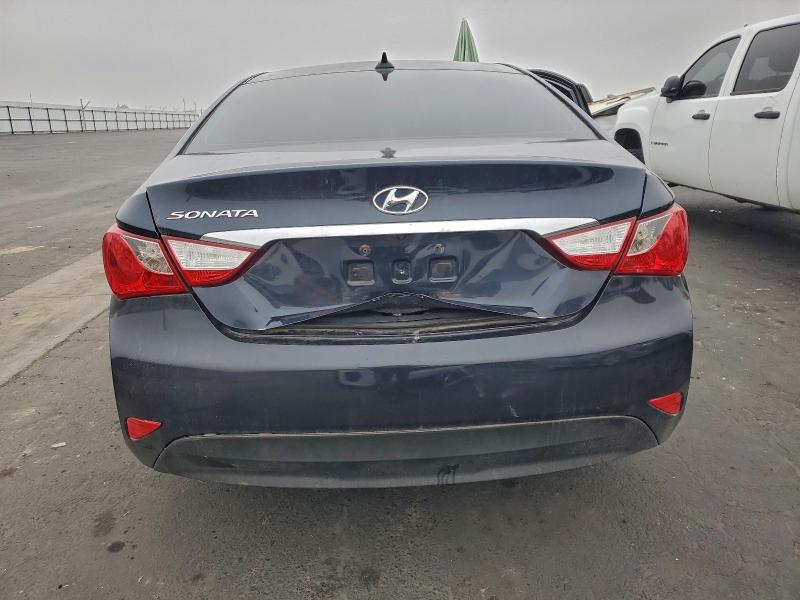 Photo 6 from auction – 2014 HYUNDAI SONATA GLS with VIN 5NPEB4ACXEH836053