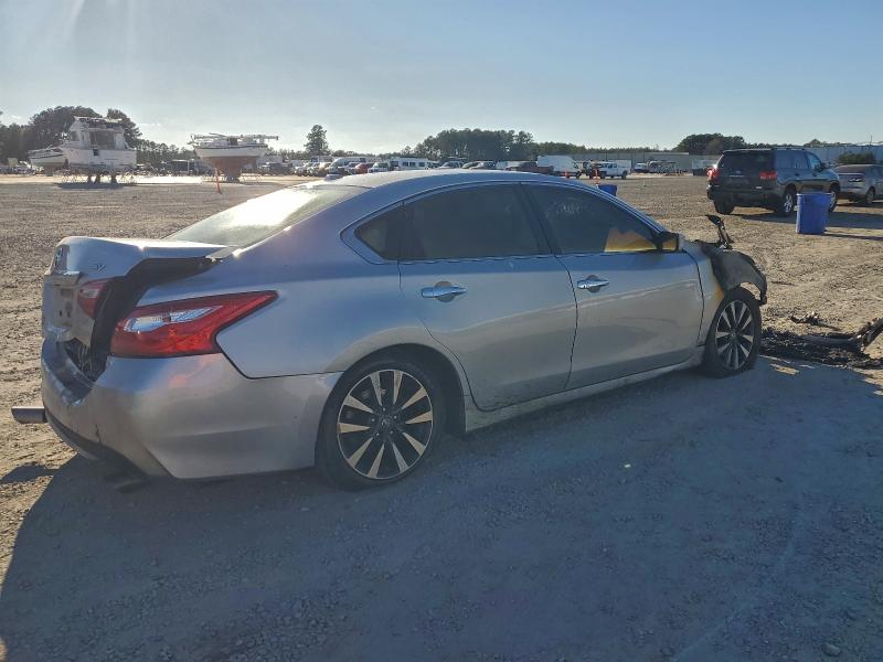 Photo 3 from auction – 2017 NISSAN ALTIMA 2.5 with VIN 1N4AL3AP9HC293874