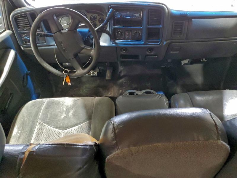 Photo 8 from auction – 2004 GMC SIERRA C25 with VIN 1GTHC23U84F165513