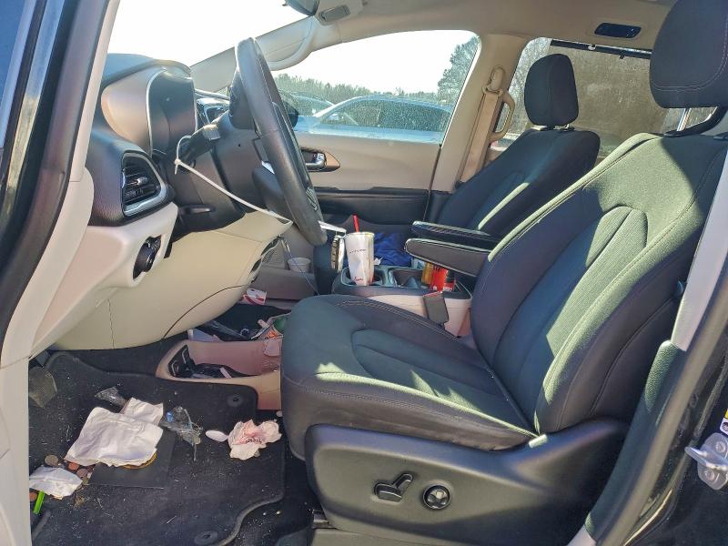 Photo 7 from auction – 2018 CHRYSLER PACIFICA T with VIN 2C4RC1FG5JR155353
