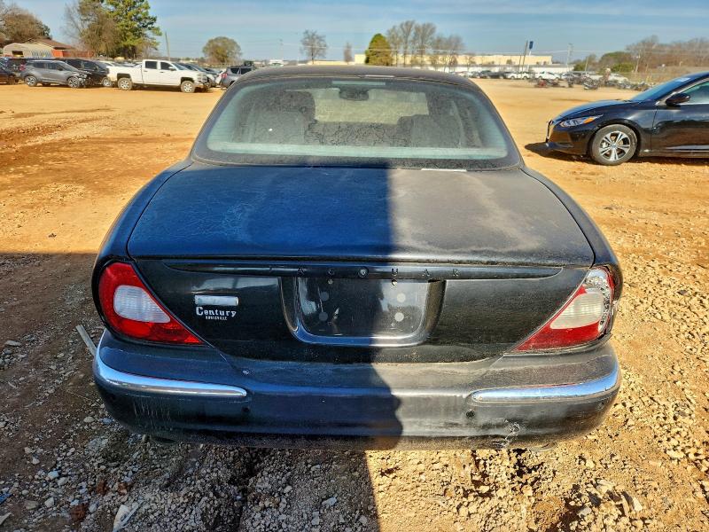 Photo 6 from auction – 2005 JAGUAR XJR with VIN SAJWA73B45TG38095