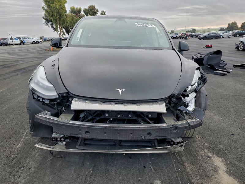 Zdjęcie 5 z aukcji – 2021 TESLA MODEL Y z VIN 5YJYGDEE9MF303084