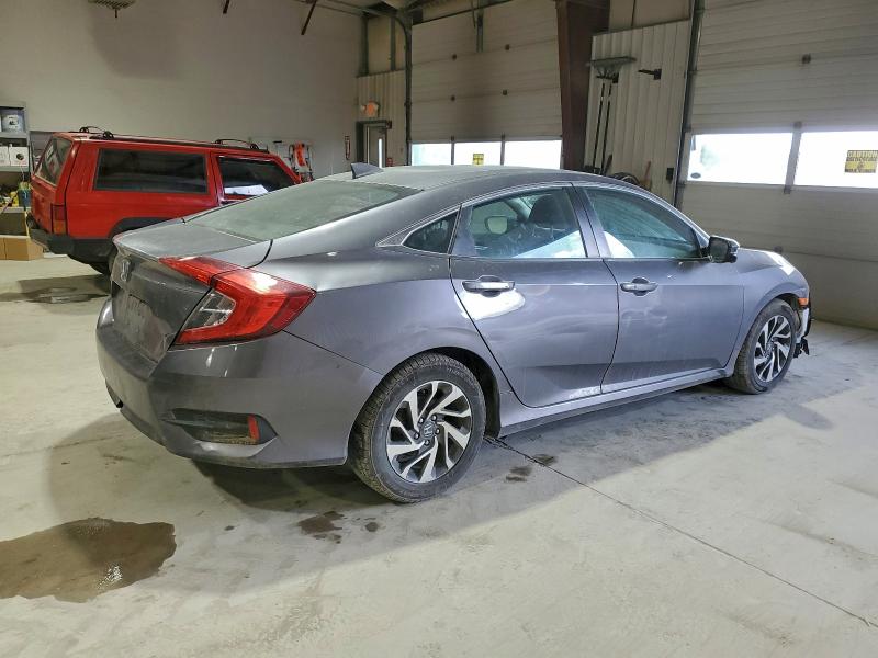 Photo 3 from auction – 2017 HONDA CIVIC EX with VIN 19XFC2F77HE231305
