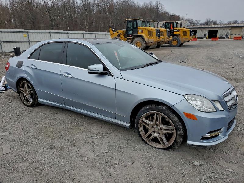 Photo 4 from auction – 2013 MERCEDES-BENZ E 350 with VIN WDDHF5KB9DA667149