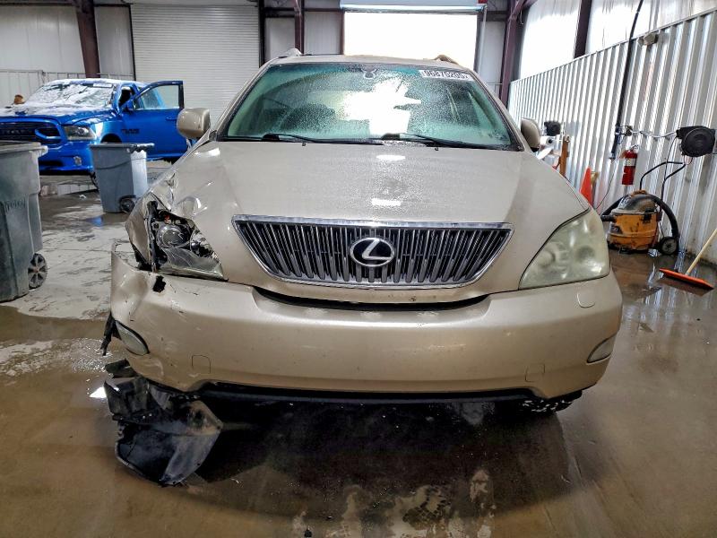 Photo 5 from auction – 2005 LEXUS RX with VIN 2T2HA31U85C064878