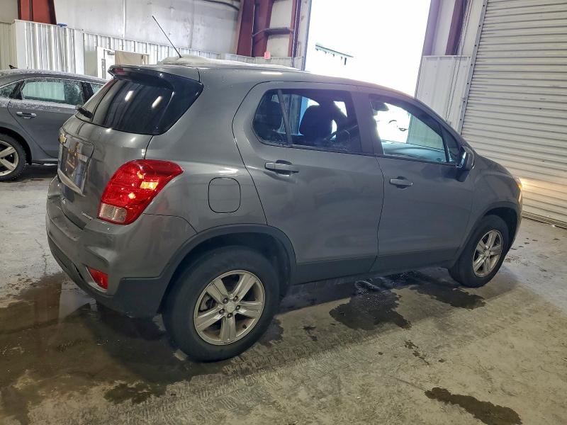 Photo 3 from auction – 2020 CHEVROLET TRAX LS with VIN 3GNCJNSB3LL286348