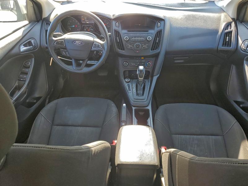 Photo 8 from auction – 2015 FORD FOCUS SE with VIN 1FADP3F29FL233668