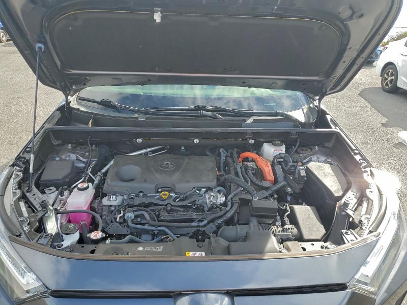 Photo 12 from auction – 2023 TOYOTA RAV4 with VIN JTMRWRFV9PD172219