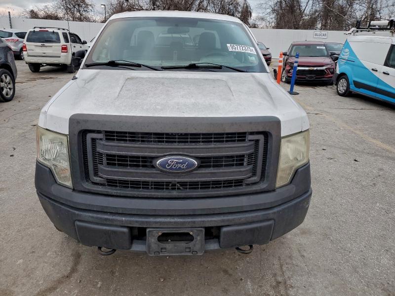 Photo 5 from auction – 2014 FORD F150 SUPER with VIN 1FTFX1EF2EKE45666