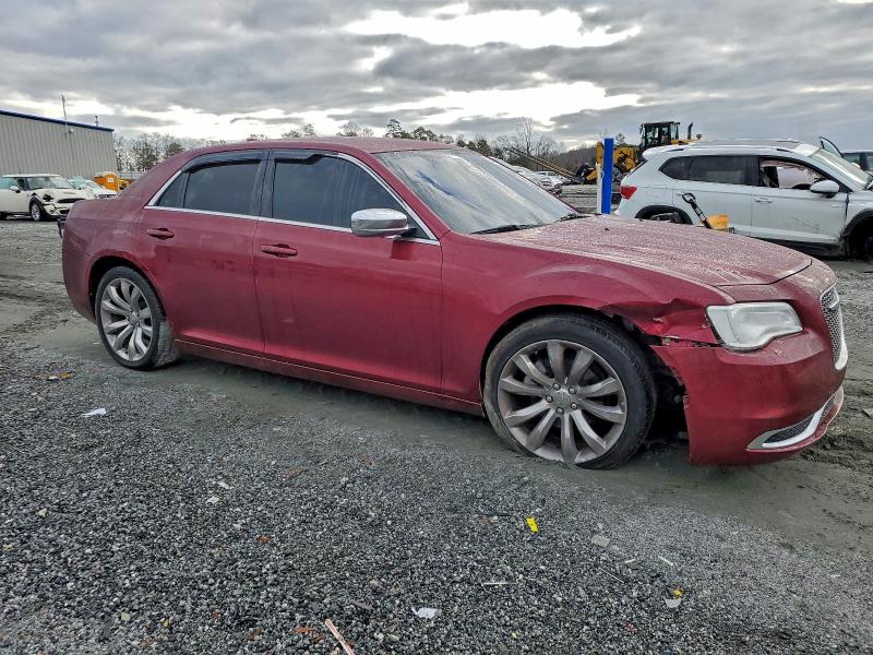 Photo 4 from auction – 2018 CHRYSLER 300 TOURIN with VIN 2C3CCAAG8JH308752