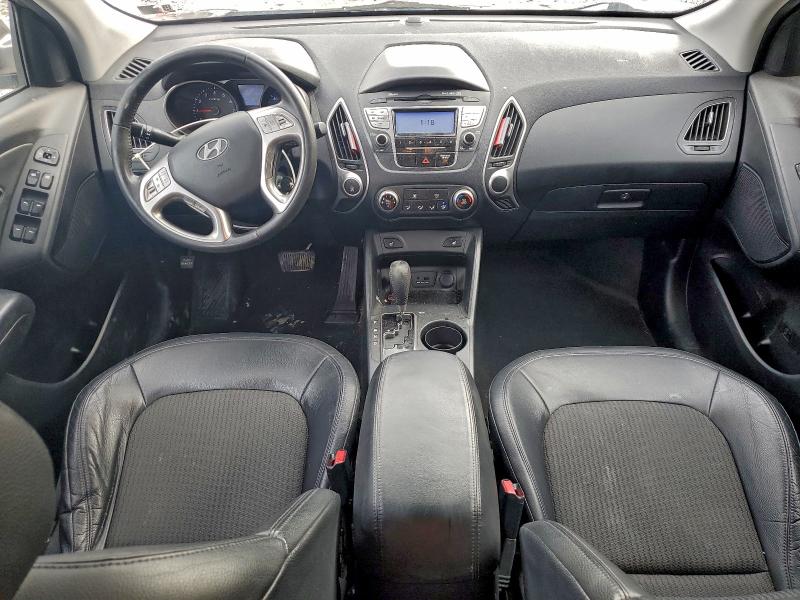 Photo 8 from auction – 2011 HYUNDAI TUCSON GLS with VIN KM8JUCAC1BU226915