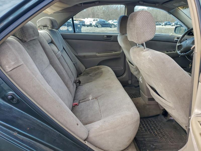 Photo 10 from auction – 2002 TOYOTA CAMRY LE with VIN 4T1BE32K52U525279