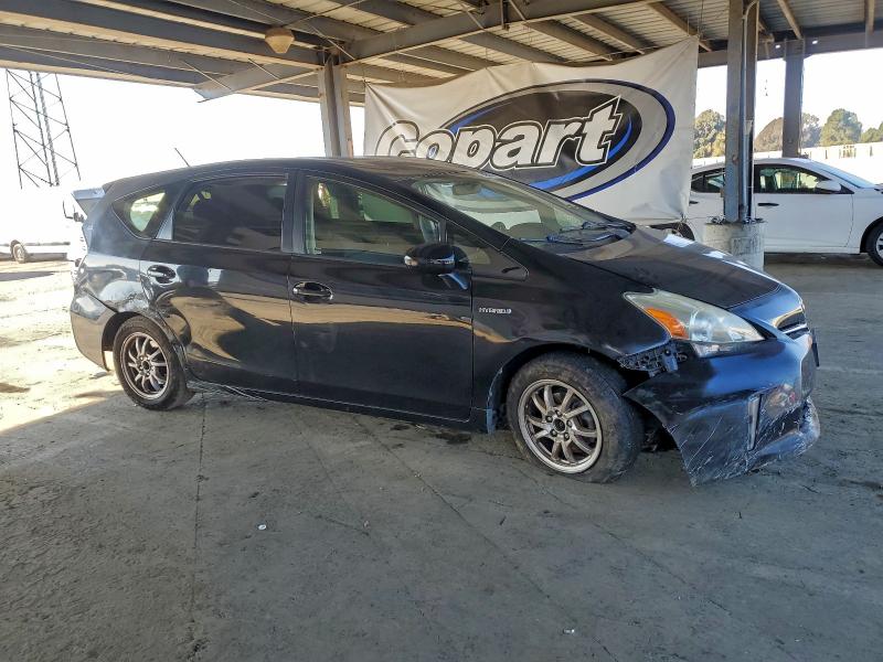 Photo 4 from auction – 2013 TOYOTA PRIUS V with VIN JTDZN3EU0D3219146