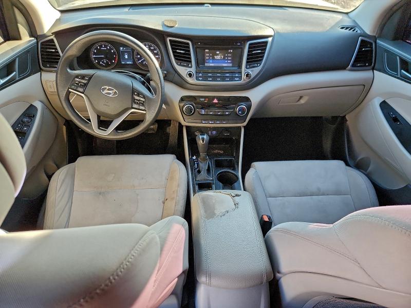 Photo 8 from auction – 2017 HYUNDAI TUCSON SE with VIN KM8J23A43HU299548