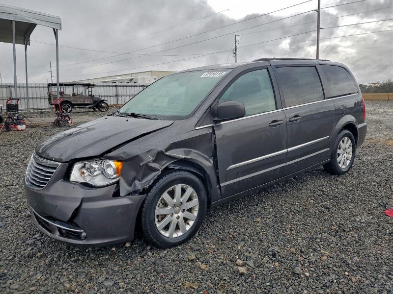 Photo 1 from auction – 2016 CHRYSLER TOWN & COU with VIN 2C4RC1BG1GR229883