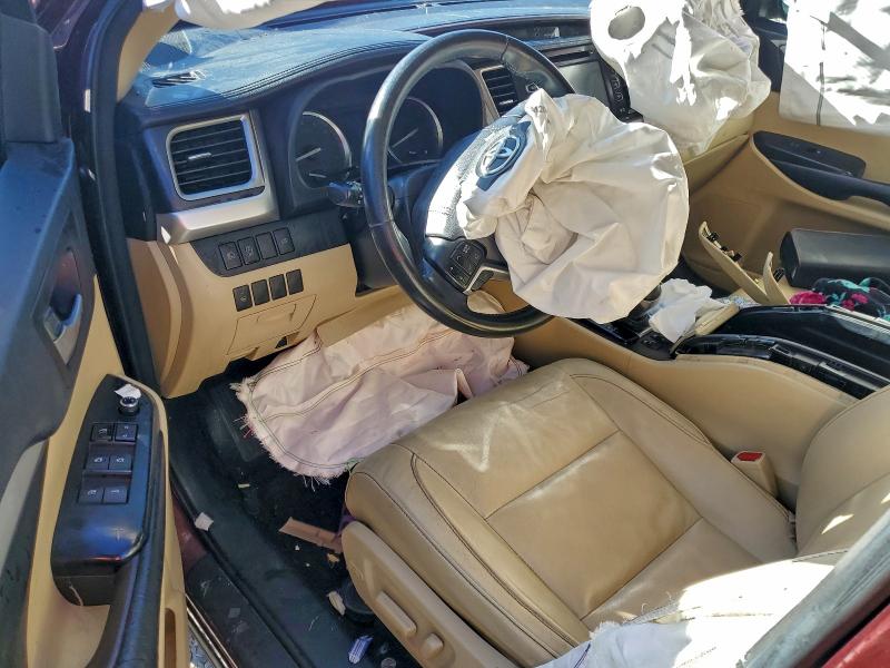 Photo 8 from auction – 2017 TOYOTA HIGHLANDER with VIN 5TDJZRFH9HS428878