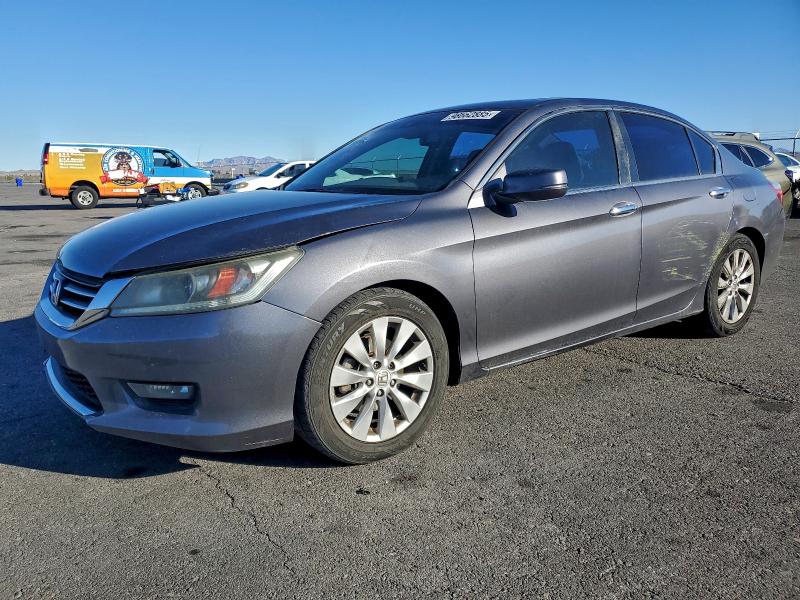 HONDA ACCORD EXL 2015 with VIN 1HGCR2F81FA274405 - Photo from auction