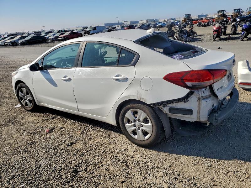 Photo 2 from auction – 2017 KIA FORTE with VIN 3KPFK4A73HE103004