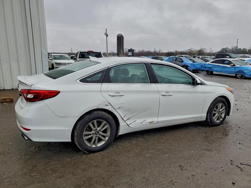 Photo 3 from auction – 2017 HYUNDAI SONATA SE with VIN 5NPE24AF8HH462363