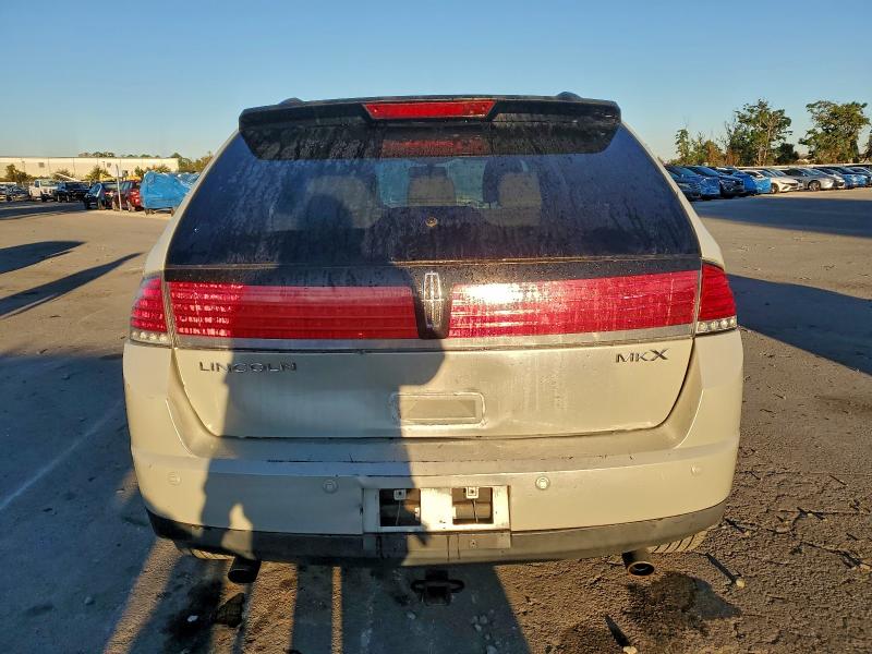 Photo 6 from auction – 2007 LINCOLN MKX with VIN 2LMDU68C17BJ30434