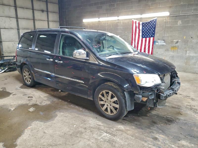 Photo 4 from auction – 2011 CHRYSLER TOWN & COU with VIN 2A4RR8DG2BR704237