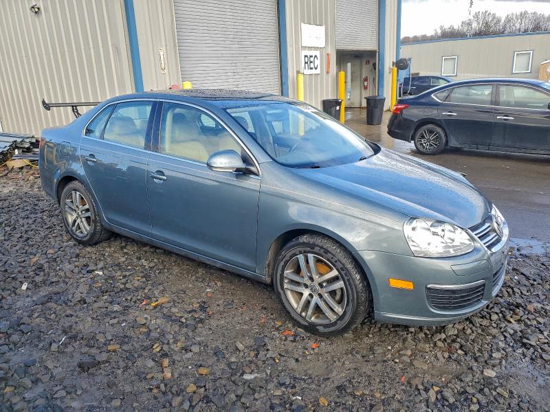 Photo 4 from auction – 2006 VOLKSWAGEN JETTA 2.5 with VIN 3VWSF71K36M792857