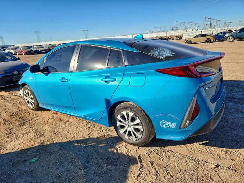 Photo 2 from auction – 2021 TOYOTA PRIUS PRIM with VIN JTDKAMFP6M3172779