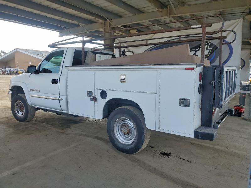 Photo 2 from auction – 2003 GMC SIERRA C25 with VIN 1GTHC24U53E186158