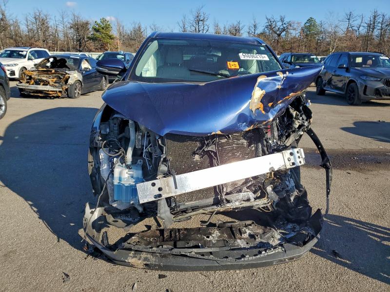 Photo 5 from auction – 2015 TOYOTA HIGHLANDER with VIN 5TDJKRFH2FS184007