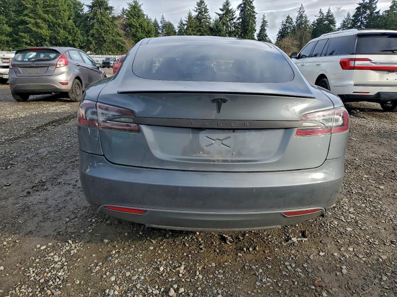 Photo 6 from auction – 2013 TESLA MODEL S with VIN 5YJSA1DN7DFP27189
