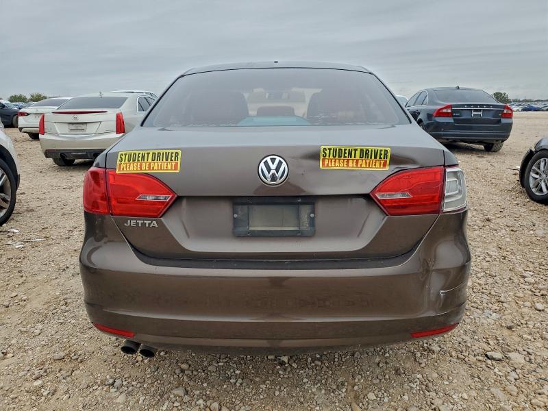 Photo 6 from auction – 2014 VOLKSWAGEN JETTA BASE with VIN 3VW2K7AJ0EM361720