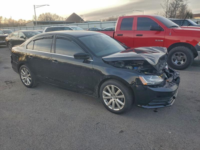 Photo 4 from auction – 2017 VOLKSWAGEN JETTA S with VIN 3VW2B7AJ2HM238344
