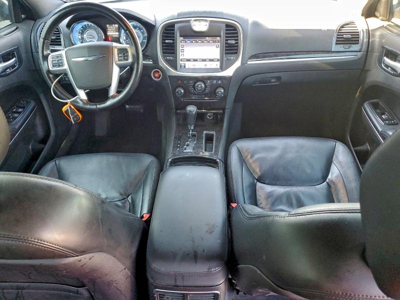 Photo 8 from auction – 2011 CHRYSLER 300 LIMITE with VIN 2C3CA5CG3BH595865