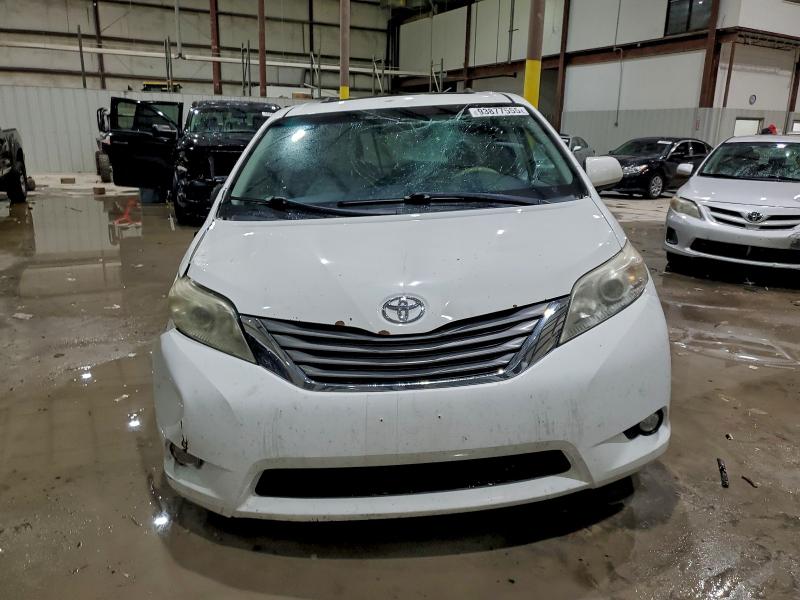 Photo 5 from auction – 2013 TOYOTA SIENNA with VIN 5TDYK3DC1DS371903