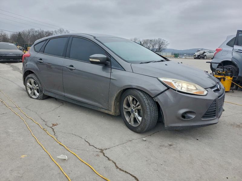 Zdjęcie 4 z aukcji – 2014 FORD FOCUS SE z VIN 1FADP3K25EL266820