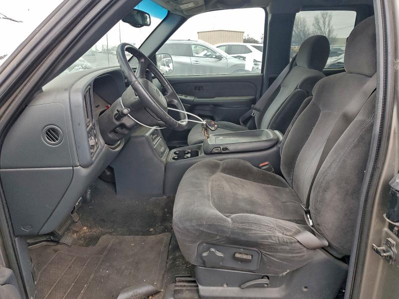 Photo 7 from auction – 2001 CHEVROLET SILVERADO with VIN 2GCEC19T011197922