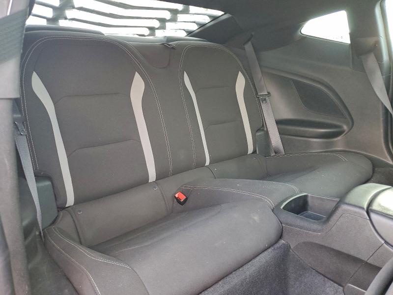 Photo 10 from auction – 2019 CHEVROLET CAMARO LS with VIN 1G1FB1RX6K0116356