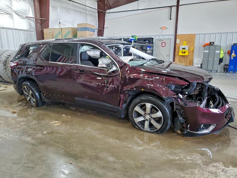 Photo 4 from auction – 2018 CHEVROLET TRAVERSE L with VIN 1GNERHKW6JJ190398