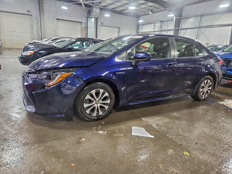 TOYOTA COROLLA LE 2021 with VIN JTDEAMDE8MJ002921 - Photo from auction