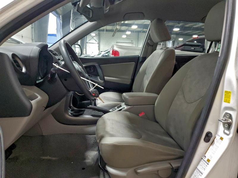 Photo 7 from auction – 2009 TOYOTA RAV4 with VIN JTMBF33V395014944