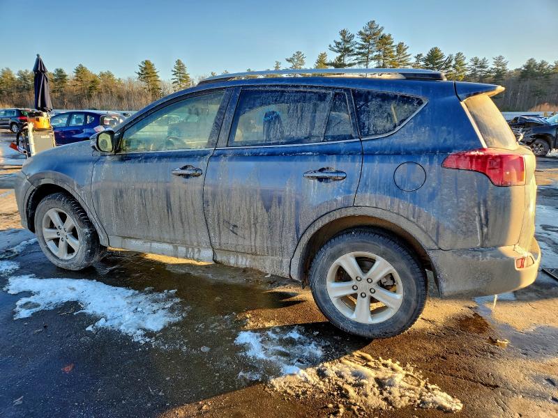 Photo 2 from auction – 2013 TOYOTA RAV4 XLE with VIN JTMRFREV6DD038040