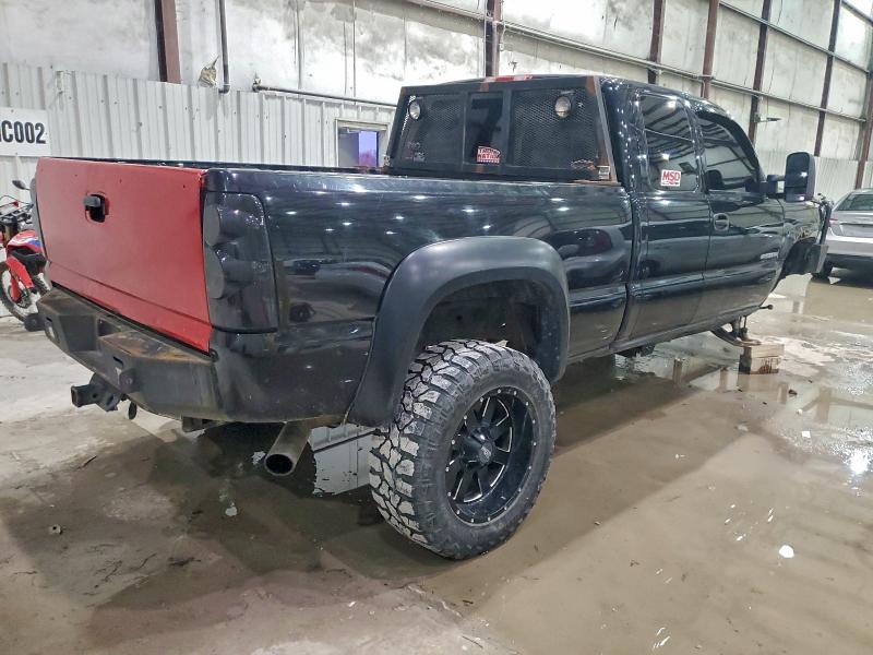 Photo 3 from auction – 2005 CHEVROLET SILVERADO with VIN 1GCHK29U85E176822