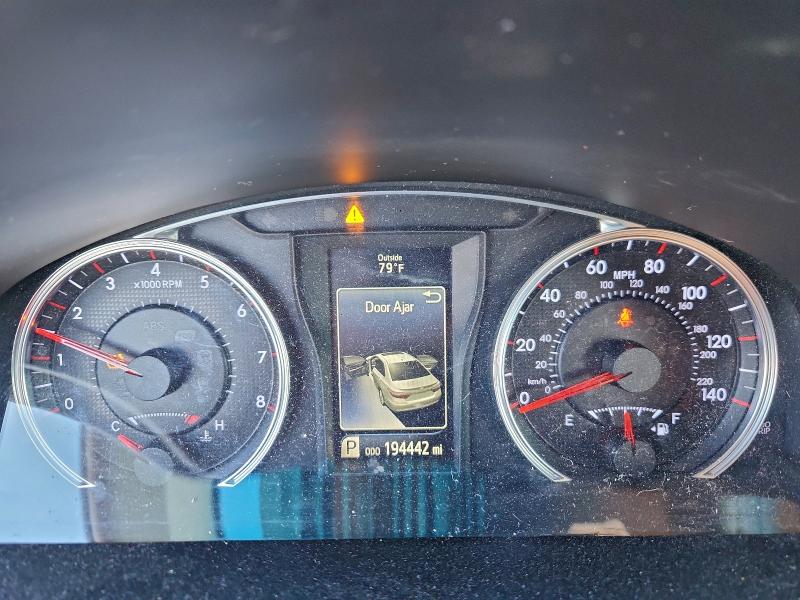 Photo 9 from auction – 2017 TOYOTA CAMRY LE with VIN 4T1BF1FK6HU684560
