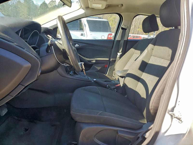 Photo 7 from auction – 2015 FORD FOCUS SE with VIN 1FADP3F29FL233668