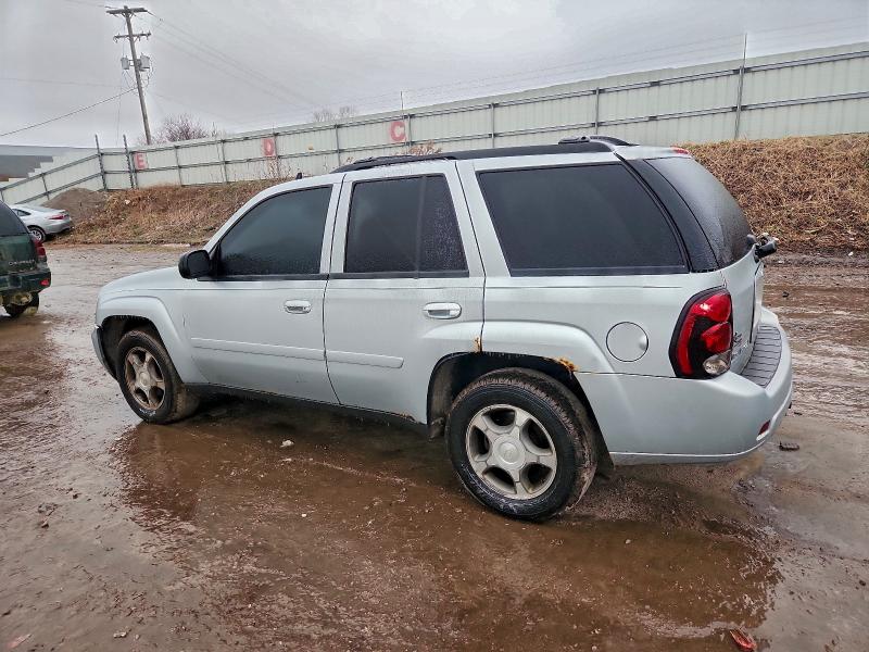 Photo 2 from auction – 2008 CHEVROLET TRAILBLAZE with VIN 1GNDT13S482200284