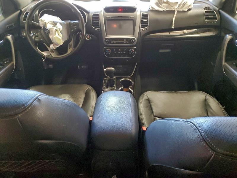 Photo 8 from auction – 2014 KIA SORENTO EX with VIN 5XYKUDA76EG532256