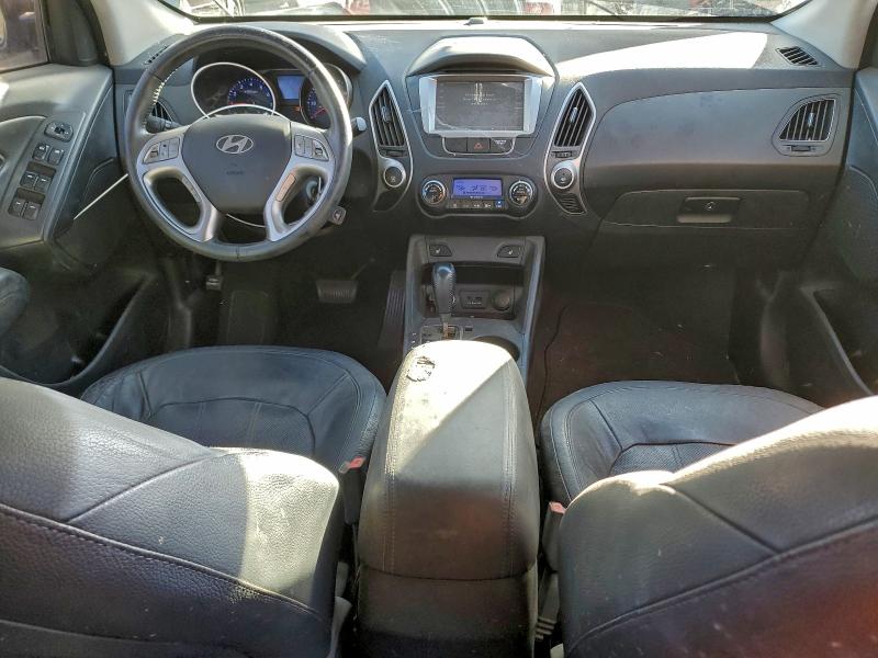 Photo 8 from auction – 2011 HYUNDAI TUCSON with VIN KM8JU3AC1BU130606